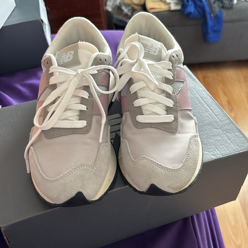 New Balance 237 Sneaker - Picture 2 of 8